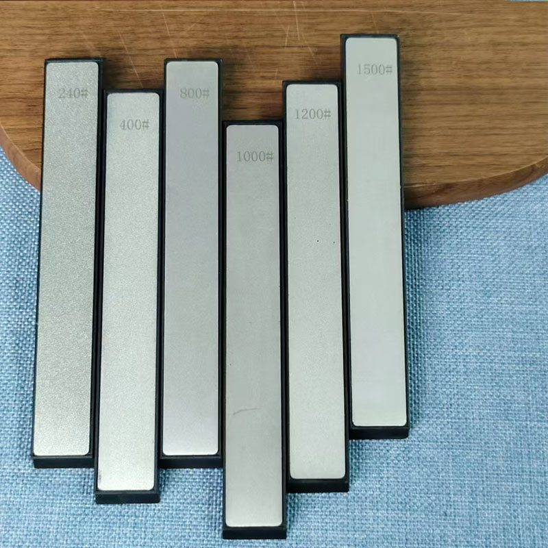 Ensemble de 4 pierres à aiguis - Outdoor Power Tools avis et prix